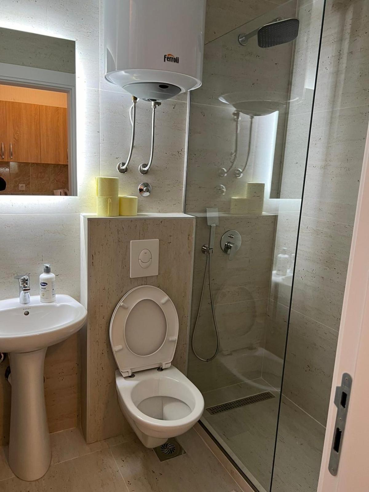 Apartments Adrian ウルツィニ エクステリア 写真
